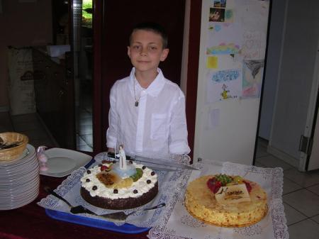le gâteau de communion de lucas.... trop bon !!